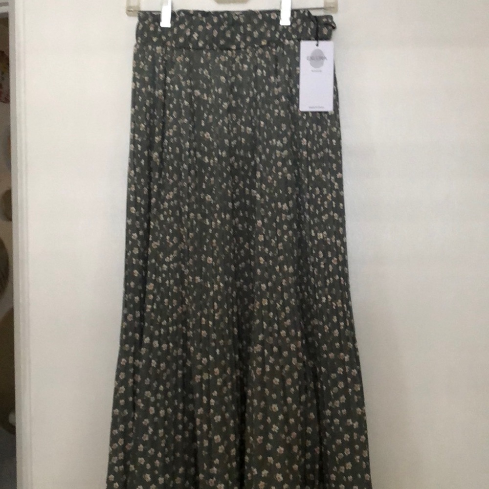 Maxi skirt